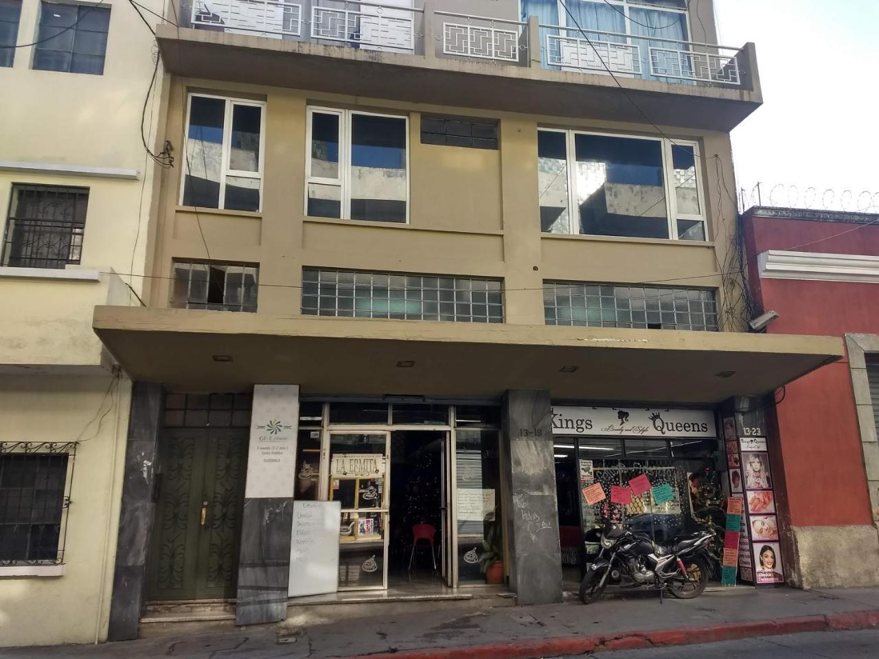 Give House Acomodação com café da manhã Guatemala City Exterior foto